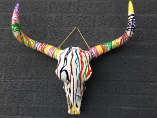 Bulls skull - full colour - polystone